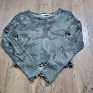 Caution to the wind ruffle Cropped Long sleeve size medium